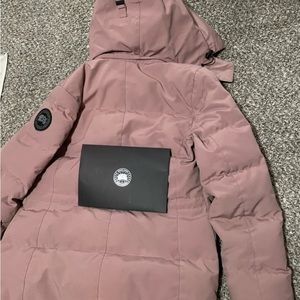 Canada Goose Chelsea Parka Women’s Medium Twilight Mauve